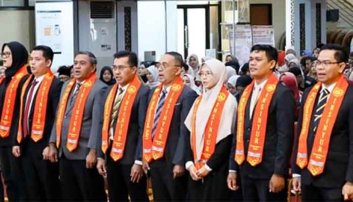 UNP kukuhkan 33 Insinyur Profesional