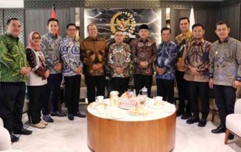 APKASI termasuk Bupati Solok Sampaikan Aspirasi Pembangunan Daerah kepada Anggota DPR 3 APKASI termasuk Bupati Solok Sampaikan Aspirasi Pembangunan Daerah kepada Anggota DPR