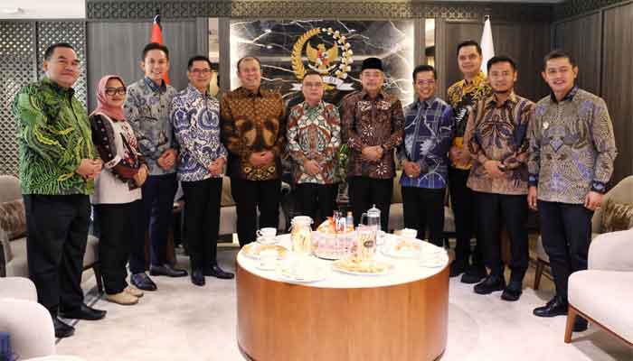 APKASI termasuk Bupati Solok Sampaikan Aspirasi Pembangunan Daerah kepada Anggota DPR