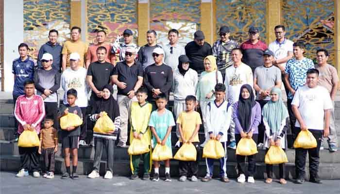 Ikut Car Free Day, Bupati Solok Selatan Terus Dorong OPD Berinovasi 1 Bupati Khairunas ikut Car Free Day (CFD) Solok Selatan