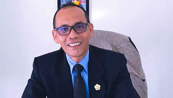 Otopsi Filsafat Hukum dan Dekonstruksi Kontrak Sosial 1 Firman Tobing: Otopsi Filsafat Hukum dan Dekonstruksi Kontrak Sosial