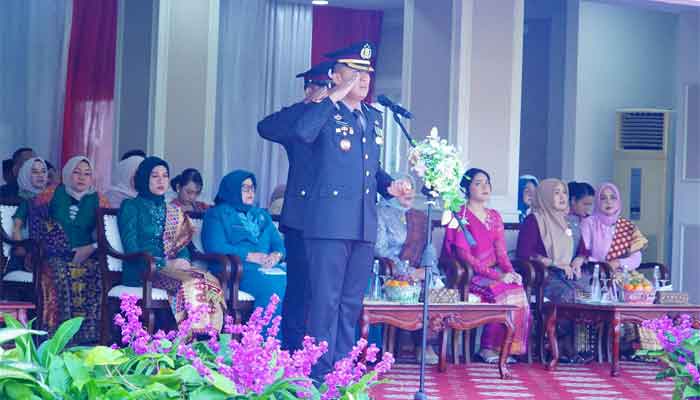 Hari Bhayangkara ke-80, Bupati Muba: Indonesia Aman, Dimulai dari Polri yang Profesional 1 Upacara peringatan Hari Bhayangkara ke-80 di Polres Muba