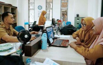 Suasana pelayanan publik salah satu OPD Pemkab Solok Selatan