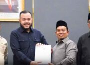 Wako Fadly Amran Sampaikan Nota Keuangan dan Perubahan APBD 2026 ke DPRD Padang