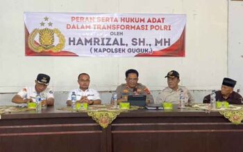Wakil Ketua DPRD Kabupaten Limapuluh Kota, Alia Efendi, SH Dt. Bijayo Nan Mudo (tengah) saat membuka kegiatan reses masa sidang III Dapil IV