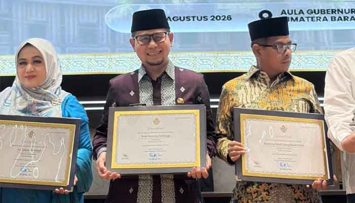 Wawako Bukittinggi Terima Dua Sertifikat Cagar Budaya Nasional dan Warisan Budaya Takbenda Indonesia 2026