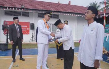 151 Warga Binaan Lapas Kelas IIB Muaro Sijunjung Terima SK Remisi Umum 3 Bupati Sijunjung, Benny Dwifa Yuswir serahkan SK Remisi Umum kepada 151 Warga Binaan Lapas Kelas IIB Muaro Sijunjung