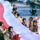 Sambut HUT RI ke-81 di Sawahlunto, 200 Peserta Arak Bendera Merah Putih Sepanjang 100 Meter