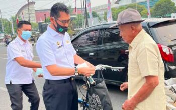 BKPSDM Muba Bagikan Masker ke Masyarakat