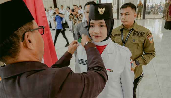 Bupati Khairunas Kukuhkan 67 Anggota Paskibraka Solok Selatan 2026