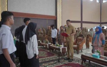 Bupati Sijunjung Lantik Pengurus Forum Anak Daerah Periode 2026–2028 3 Bupati Benny Dwifa Yuswir lantik Pengurus Forum Anak Daerah (FAD) periode 2026–2028