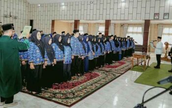 Bupati Solok Selatan, H. Khairunas rotasi 129 Kepala Sekolah dan Guru