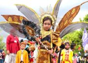 Sekda Ronny Kartika Buka Festival Pawai Budaya Bintan 2026