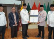 Gubernur Sumbar Serahkan 16 Sertifikat Warisan Budaya Takbenda Indonesia 2026