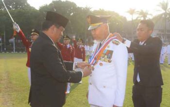 Gubernur Sumbar Terima Anugerah Kartika Pamong Praja Madya dari IPDN 4 Gubernur Sumbar, Mahyeldi Terima Anugerah Kartika Pamong Praja Madya dari IPDN