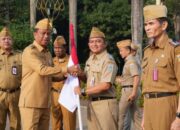 Jakarta Timur Mulai “Merah Putihkan” Wilayah, 10 Camat Terima Bendera dari Munjirin