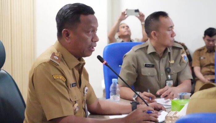 Mulai 31 Agustus, Pemkot Jaktim Larang PKL Berjualan di Trotoar Jalan Raya Bogor Kramat Jati