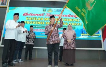 Kafilah MTQ KORPRI Sumbar Targetkan Pertahankan Juara Umum Nasional 4 Gubernur Mahyeldi saat pelepasan Kafilah MTQ KORPRI Sumbar di Makassar