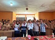 Mahasiswa KKN UNP Ajak Siswa SMKN 3 Mentawai Kenali HIV dan Bijak Bermedsos