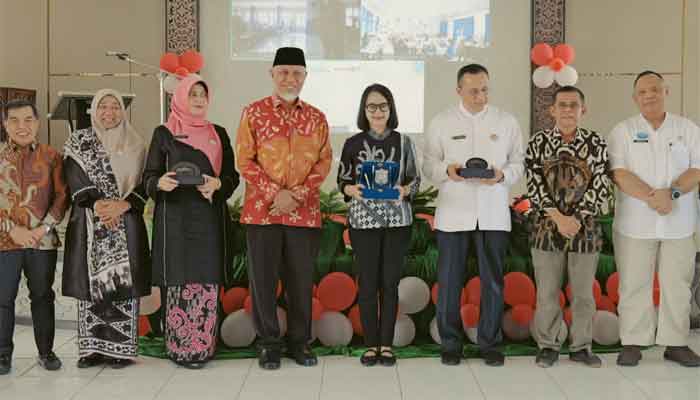 MoU dengan Rumah Sakit Mata Cicendo Bandung, Gubernur Sumbar Dorong Jejaring Pengampuan untuk Penguatan Layanan Kesehatan Mata