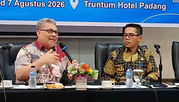 Ketua DPRD Sumbar, Muhidi (kiri) dalam Peningkatan Kapasitas Kewaspadaan Dini Masyarakat