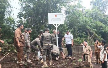 Sinergi Pemanfaatan Aset Bersama Antar Daerah, Pemko Bukittinggi Amankan Aset di Agam 4 Wako Ramlan Nurmatias pimpin pengamanan Aset Pemko Bukittinggi di Nagari Gadut, Kabupaten Agam