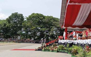 Pemko Bukittinggi Kibarkan Bendera Pusaka Merah Putih di HUT RI ke-81 6 Pemko Bukittinggi Kibarkan Bendera Pusaka Merah Putih di HUT RI ke-81
