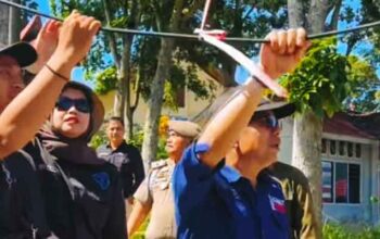 Pemko Sawahlunto Lanjutkan Penertiban Kabel Utilitas di Kecamatan Barangin 5 Pemko Sawahlunto Lanjutkan Penertiban Kabel Utilitas di Kecamatan Barangin