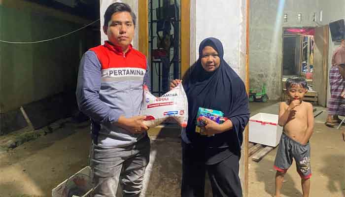 Pertamina Patra Niaga Salurkan Bantuan Masyarakat Terdampak Banjir di Sumbar