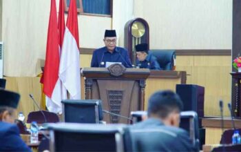 Bupati Toha Sampaikan Rancangan Perubahan APBD Muba 2026 dalam Paripurna DPRD 7 Bupati M Toha Tohet sampaikan Rancangan Perubahan APBD Muba 2026 dalam Paripurna DPRD