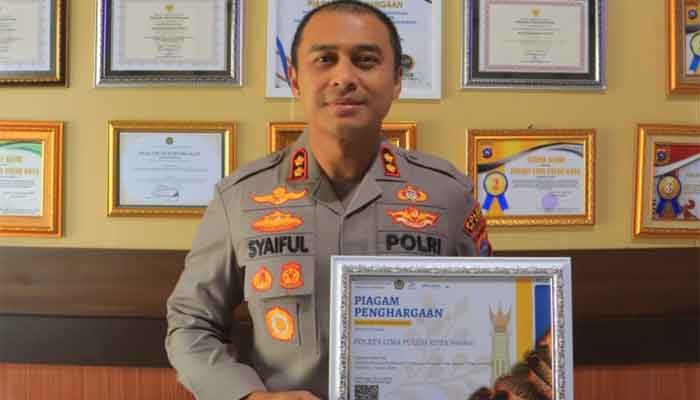 Kelola Anggaran secara Profesional, Polres 50 Kota Raih Penghargaan di KPPN Bukittinggi Awards 1 Polres 50 Kota Raih Penghargaan di KPPN Bukittinggi Awards