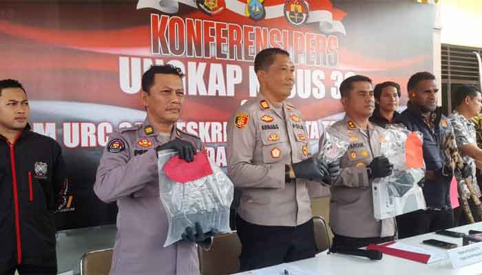 6 Kasus Pencurian Terungkap, Polresta Tanjungpinang Rilis Identitas Tersangka dan Barang Bukti 1 Polresta Tanjungpinang Rilis Identitas Tersangka dan Barang Bukti 6 Kasus Pencurian