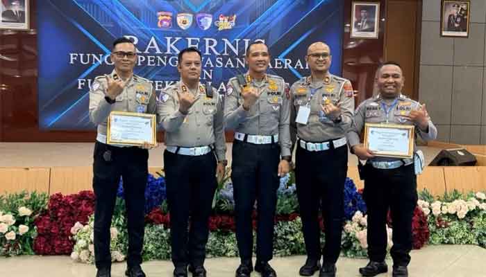 Satlantas Polres Solok Raih 2 Penghargaan dari Dirlantas Polda Sumbar
