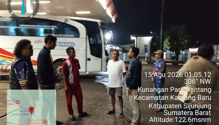 Satreskrim Polres Sijunjung Sidak SPBU Kamang Baru dan Batang Kariang