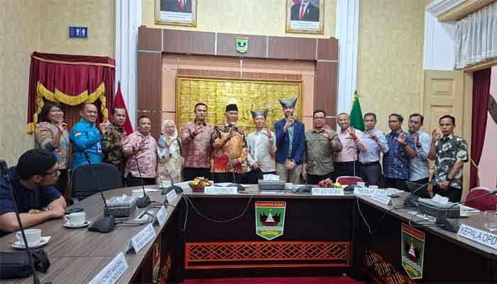 Pemprov Sumbar dan Pemkab Sijunjung Bertemu Tim Evaluator Aspiring UNESCO Global Geopark