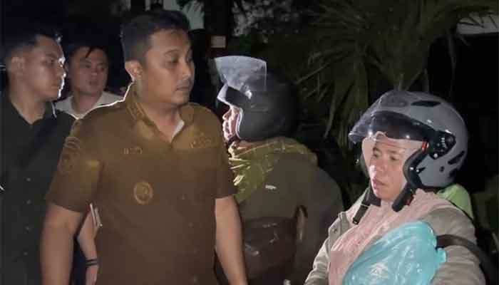 Wagub Sumbar Pimpin Evakuasi Korban Banjir di Kota Padang 1 Wagub Sumbar, Vasko Ruseimy pimpin Evakuasi Korban Banjir di Padang