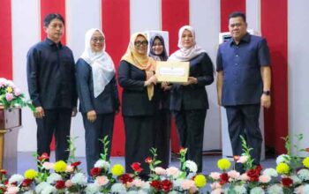 Pemkab Bintan Ajukan Rancangan Perubahan KUA-PPAS 2026 ke DPRD 3 Wakil Bupati Bintan, Deby Maryanti ajukan Rancangan Perubahan KUA-PPAS 2026 ke DPRD