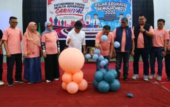 Wali Kota Payakumbuh, Zulmaeta membuka Youth Health Adventure Carnival Hari Bakti Dokter Indonesia 2026