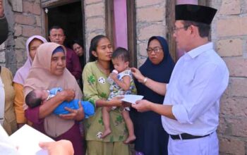 Kunjungi Korban Kebakaran Padang Tiakar, Wako Payakumbuh Salurkan Bantuan dan Pastikan Penanganan Berlanjut 3 Wako Payakumbuh, Zulmaeta kunjungi Korban Kebakaran Padang Tiakar