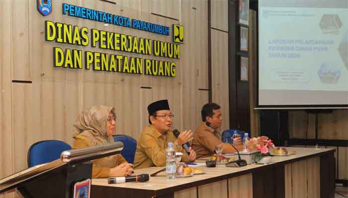 Wako Zulmaeta di Aula Batang Agam Dinas Pekerjaan Umum dan Penataan Ruang (PUPR) Kota Payakumbuh
