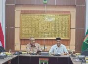 52 Peserta Lolos Administrasi, Seleksi Calon Pimpinan BAZNAS Sumbar Masuk Tahap Uji Kompetensi 9 Ketua Tim Seleksi Calon Pimpinan BAZNAS Provinsi Sumbar, Arry Yuswandi (kiri)