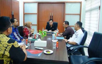 74 Blank Spot Jadi Prioritas Penanganan Pemkab Muba dan Telkom 2 Bupati Muba, HM Toha Tohet menerima jajaran PT Telkom Indonesia (Persero) Tbk Wilayah Sumbagsel dan Telkomsel Enterprise di Kantor Perwakilan Musi Banyuasin, Palembang