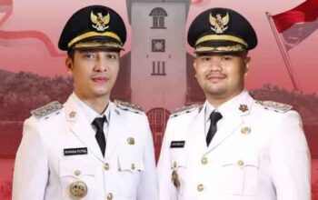 HUT RI ke-81, Pemko Sawahlunto Ajak Masyarakat Kibarkan Bendera Merah Putih Selama Agustus 3 Wali Kota Sawahlunto, Riyanda Putra, S.IP., bersama Wakil Wali Kota Jeffry Hibatullah