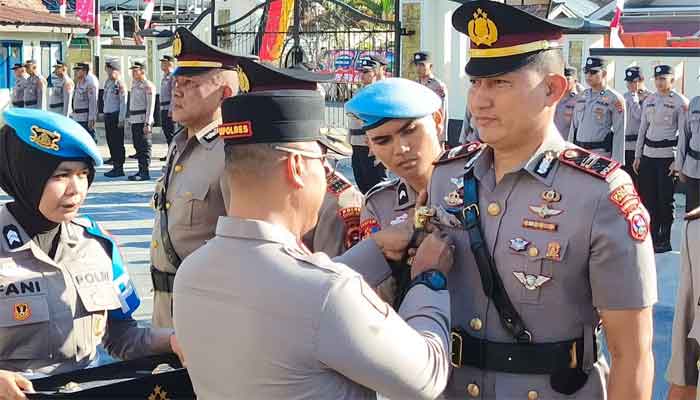 IPTU Rido Emban Amanah sebagai Kasat Lantas Polres Solok Kota 1 Sertijab Kasat Lantas Polres Solok Kota