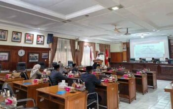 ‎Wako Bukittinggi, Ramlan Nurmatias sampaikan Jawaban terhadap Pandangan Umum Fraksi-fraksi DPRD terhadap Ranperda Perubahan APBD 2026
