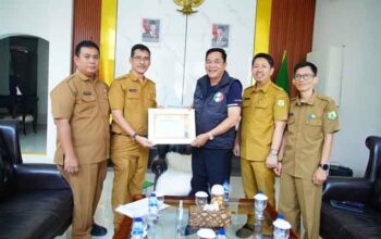 Bupati Muba, HM Toha Tohet Terima Penghargaan IKD 2026