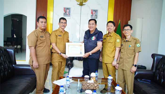 Pemkab Muba Raih Prestasi Nasional, Bupati HM Toha Tohet Terima Penghargaan IKD 2026 1 Bupati Muba, HM Toha Tohet Terima Penghargaan IKD 2026