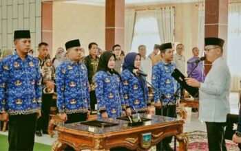Bupati Solok Selatan, Khairunas lantik 5 Pejabat Administrator dan Pengawas