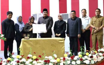 DPRD dan Pemkab Bintan Setujui Ranperda Perubahan APBD 2026 3 DPRD dan Pemkab Bintan Setujui Ranperda Perubahan APBD 2026