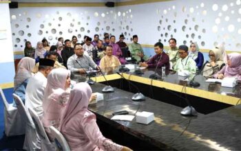Diskominfo Bintan Perkuat Keterbukaan Informasi Publik dengan Monev 4 Rapat pengisian kuesioner Monev Keterbukaan Informasi Publik yang digelar Diskominfo Bintan